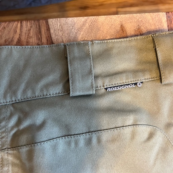 Rossignol ski or snowboarding pants size L in like new condition - Picture 8 of 12